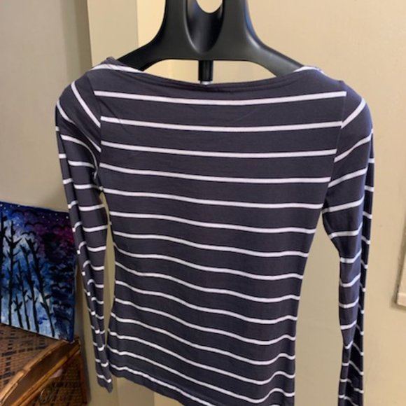 Striped H & M Top - Picture 3 of 6